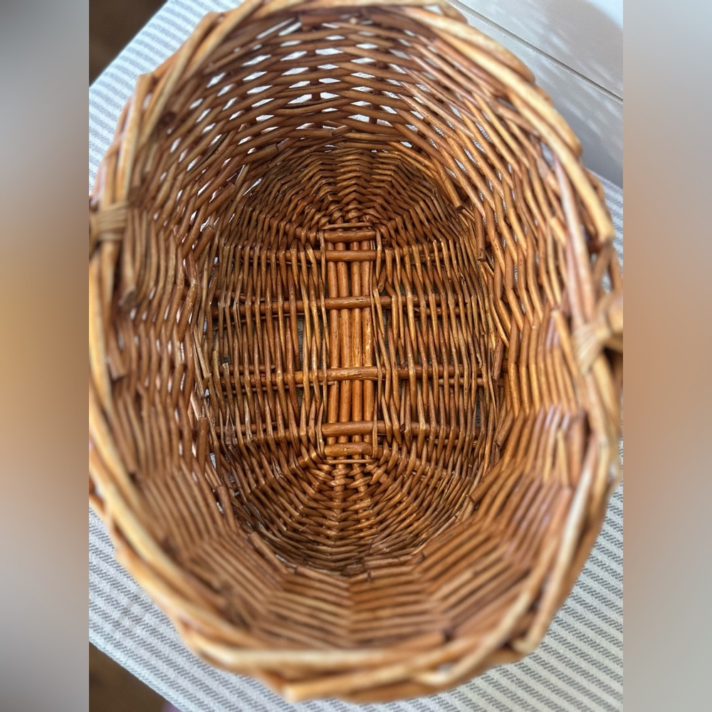 Wicker Basket - Picture 5 of 6